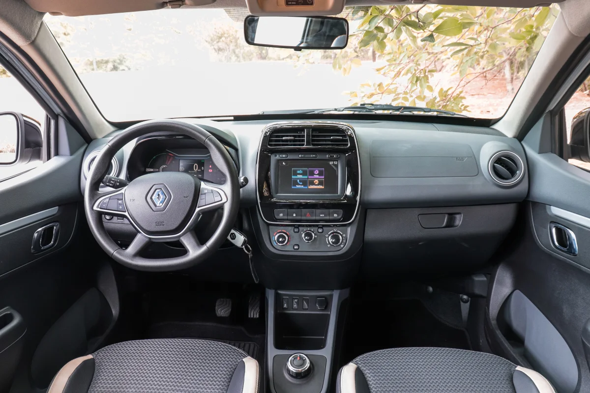 Painel do Renault Kwid E-Tech
