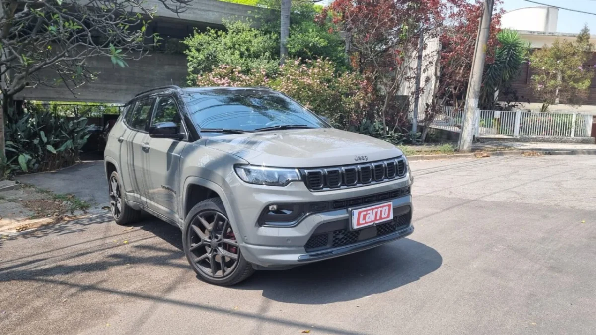 Interior do Jeep Compass