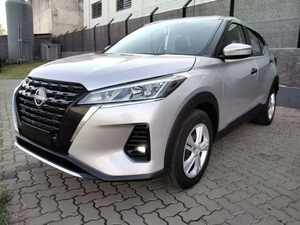 Nissan Kicks Play Active 2025