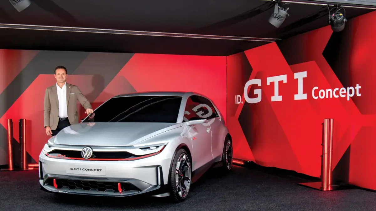 Conceito VW ID GTI em exibi&ccedil;&atilde;o.