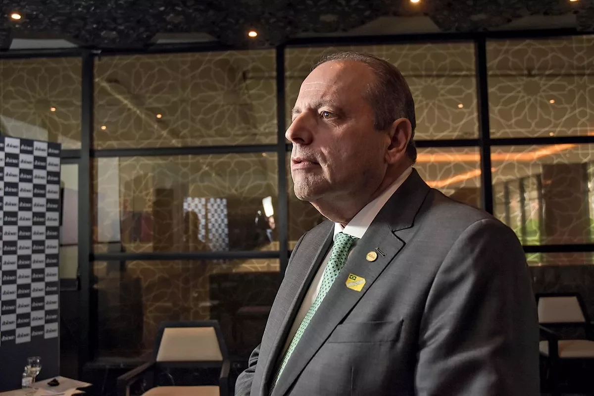Entrevista com um representante do setor automotivo