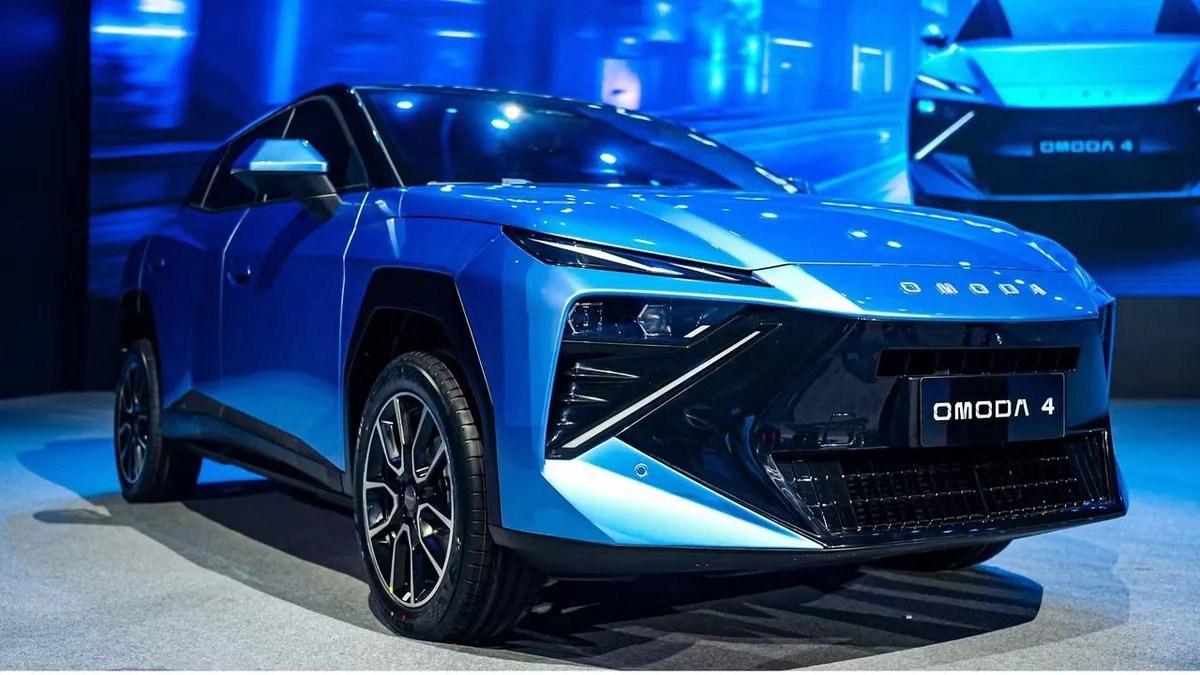 SUV Omoda 4