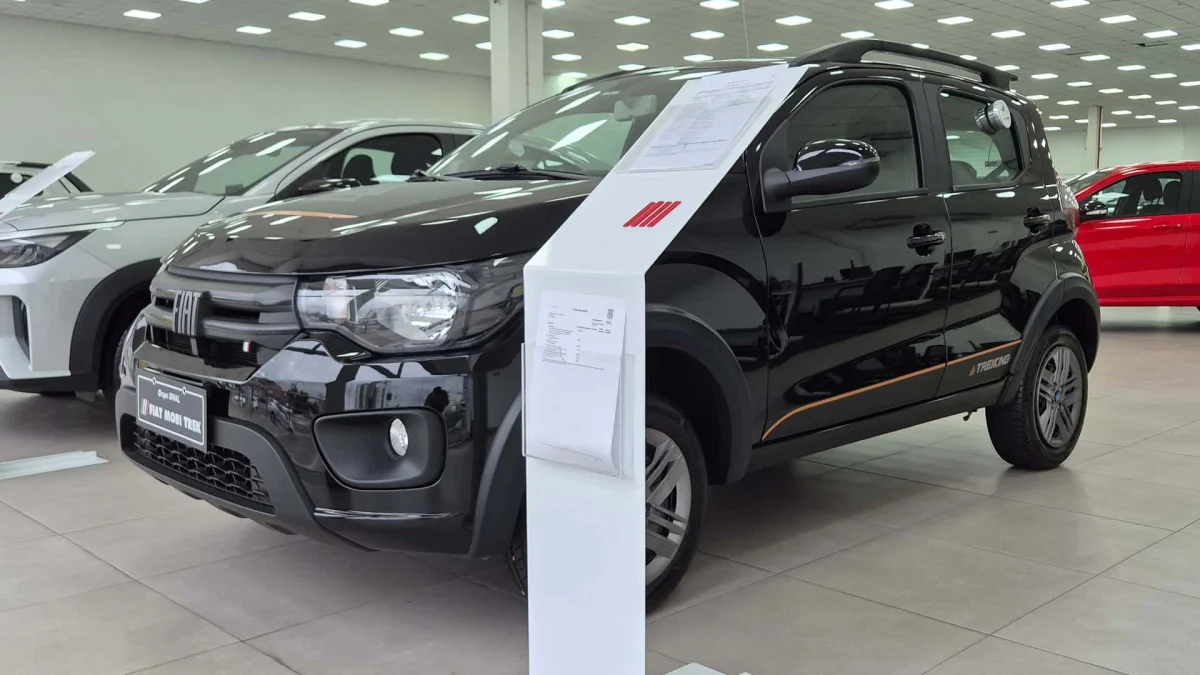 Fiat Mobi Trekking 2026 em exposição