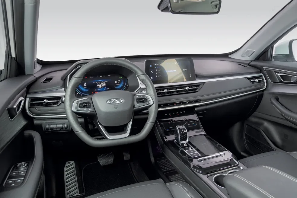 Interior do Caoa Chery Tiggo 7 Sport 2025 mostrando o painel