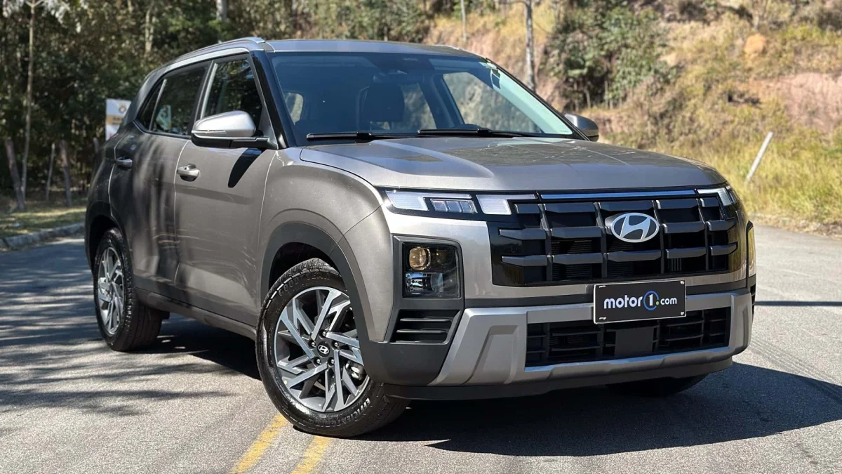 Hyundai Creta Limited 2026 em uma estrada