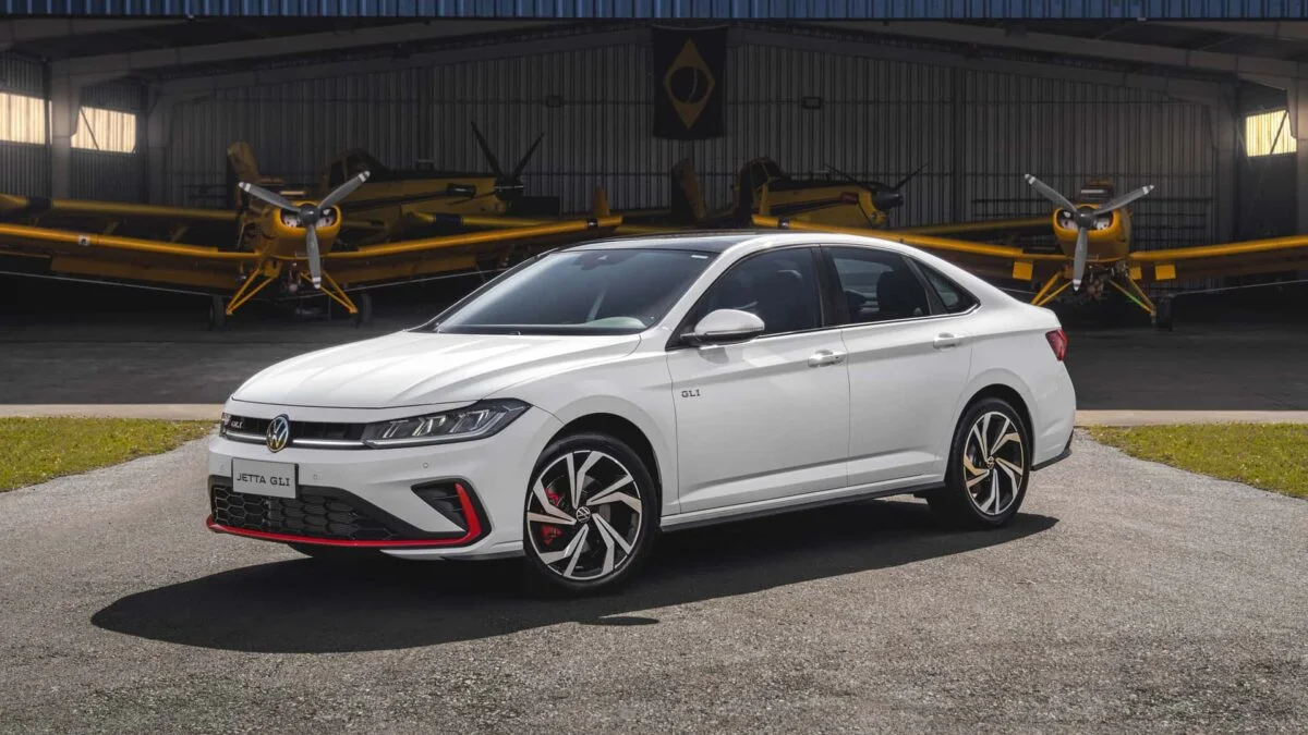VW Jetta GLI 2026 na cor branca