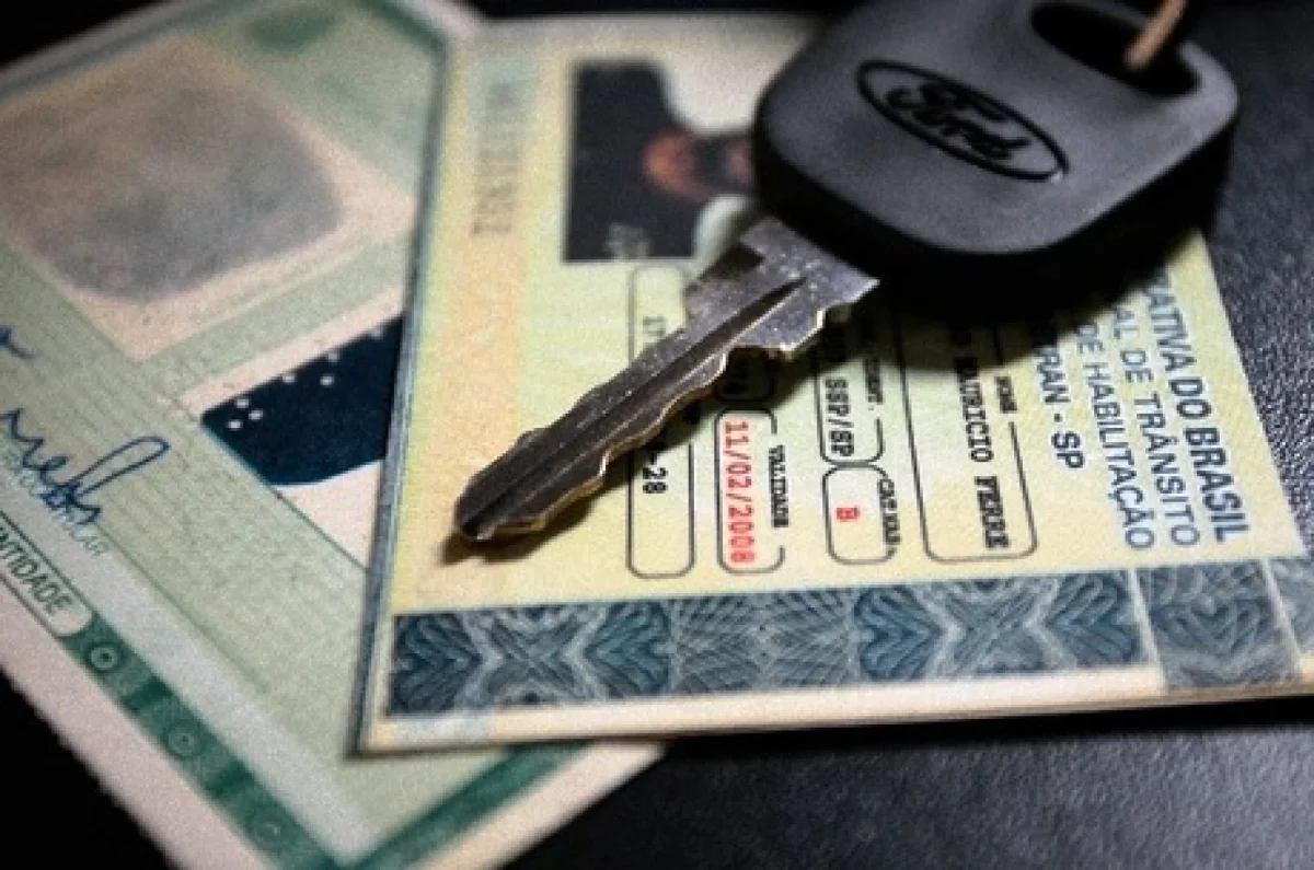 CNH e chave de carro