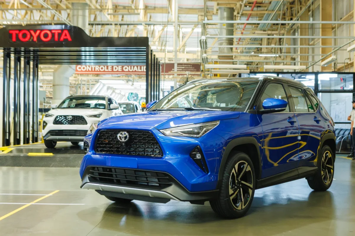 Yaris Cross na linha de produção da Toyota