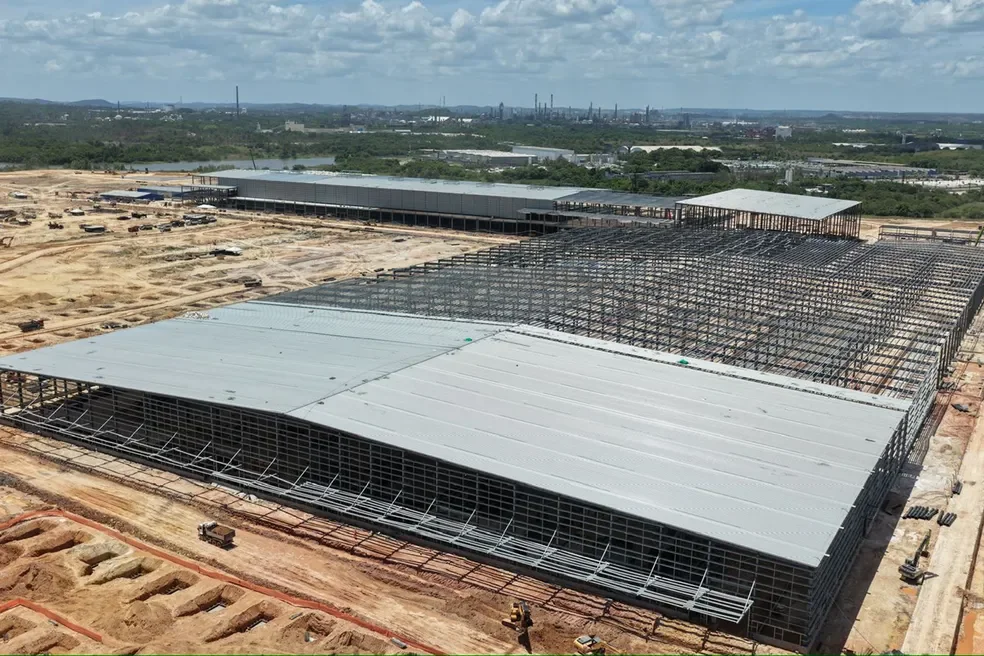 Fase de constru&ccedil;&atilde;o da f&aacute;brica da BYD.