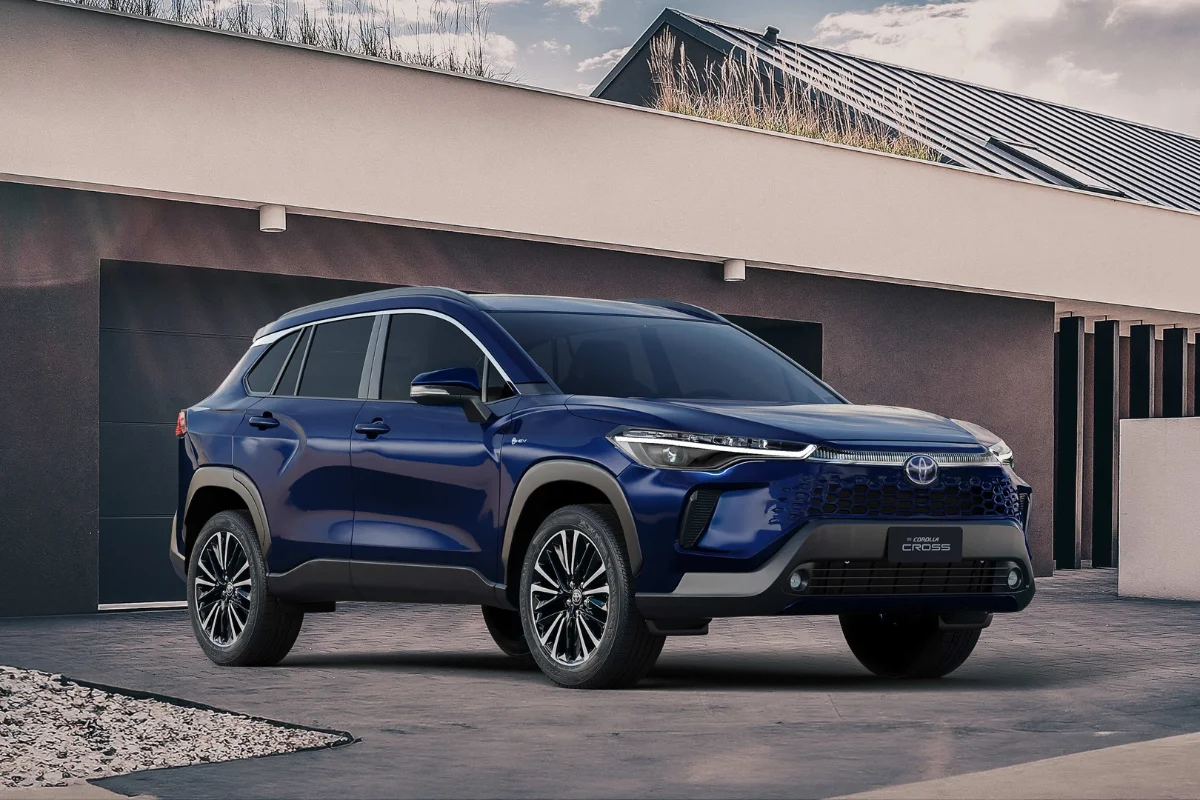 Toyota Corolla Cross em movimento