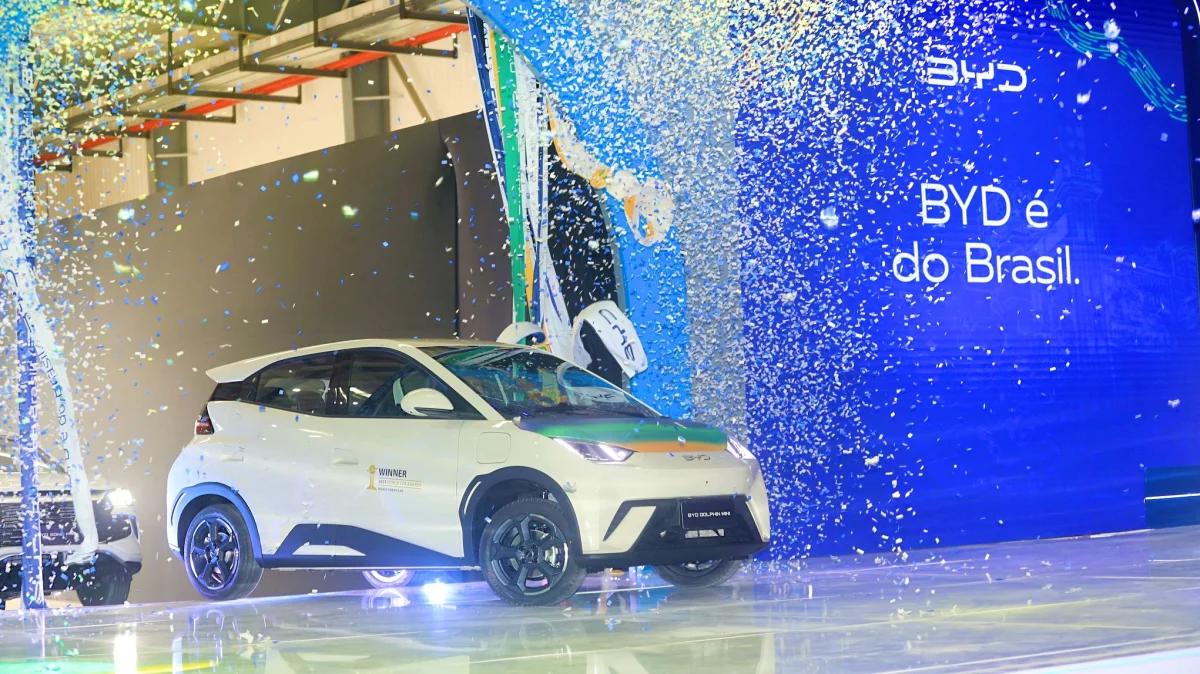 F&aacute;brica de carros chineses no Brasil.