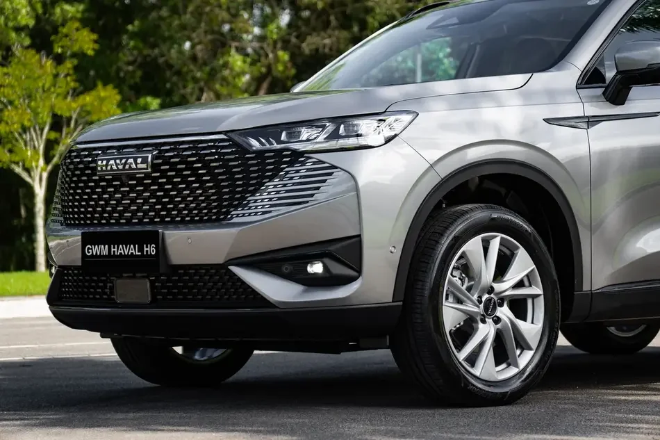 Imagem frontal do GWM Haval H6