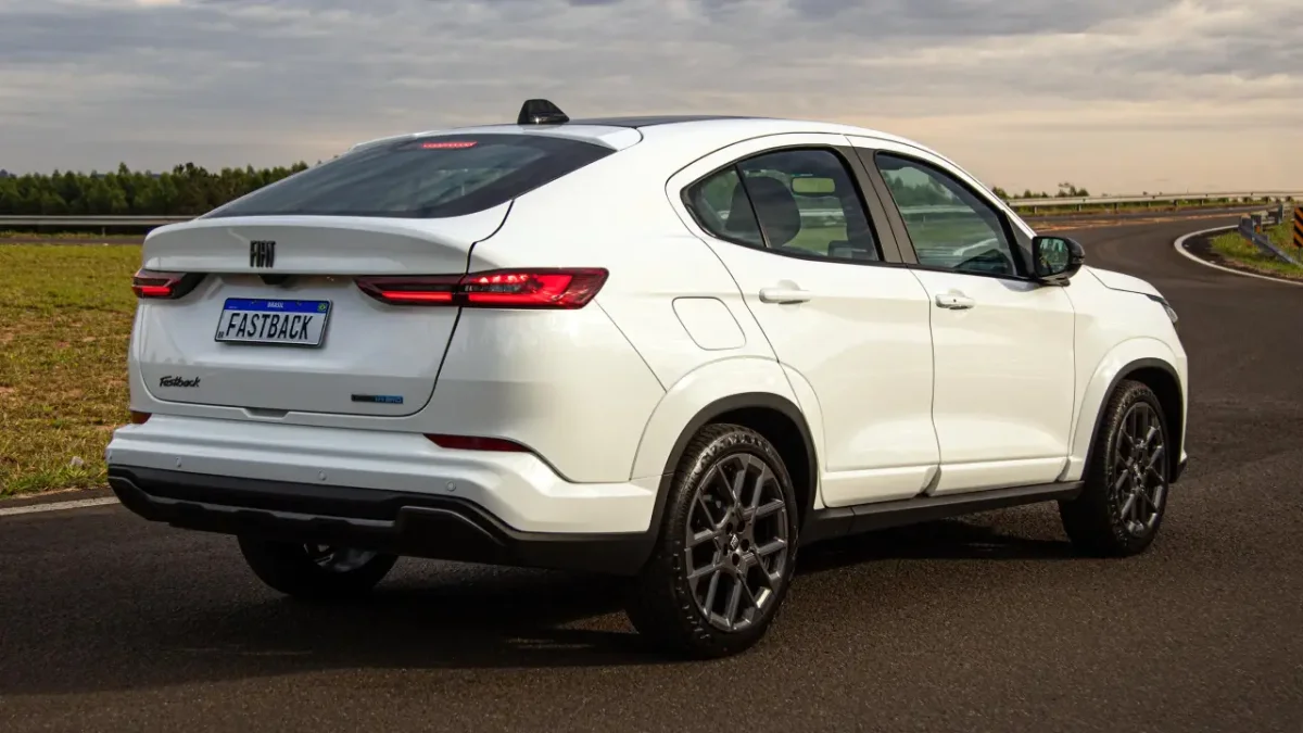 Fiat Fastback Impetus My26 2026 de frente.