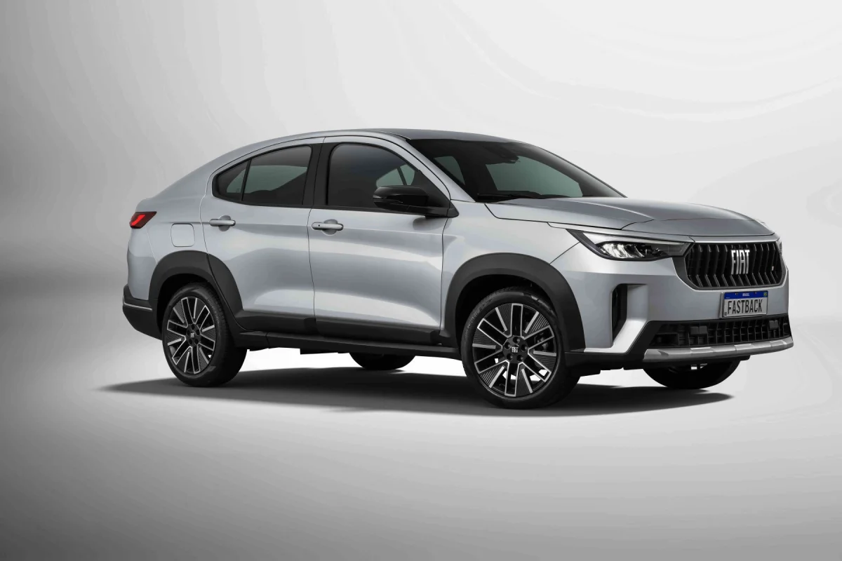 Fiat Fastback com design esportivo