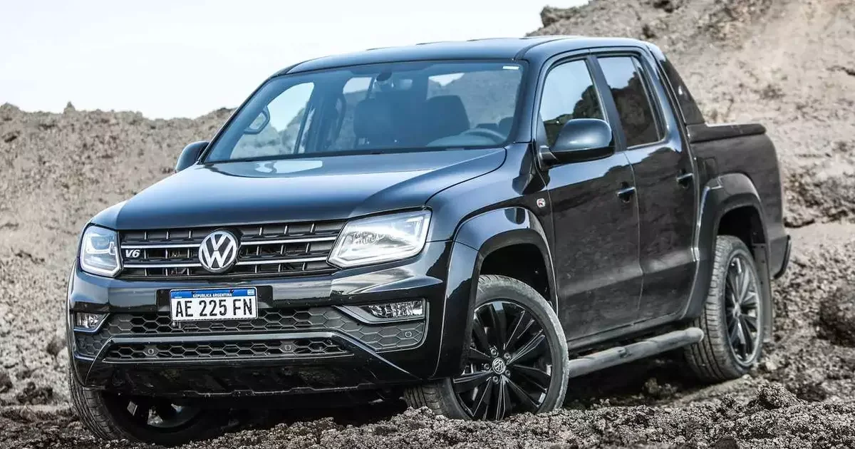 Volkswagen Amarok V6 Extreme em terreno off-road.