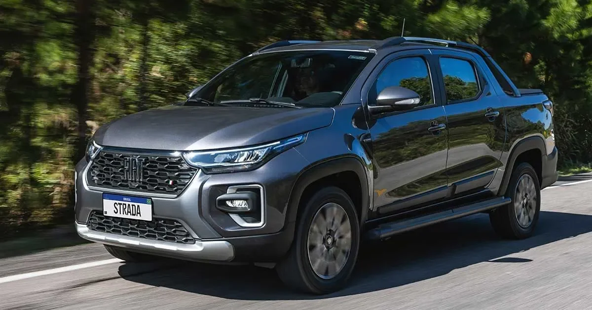 Fiat Strada Ranch My24 em movimento
