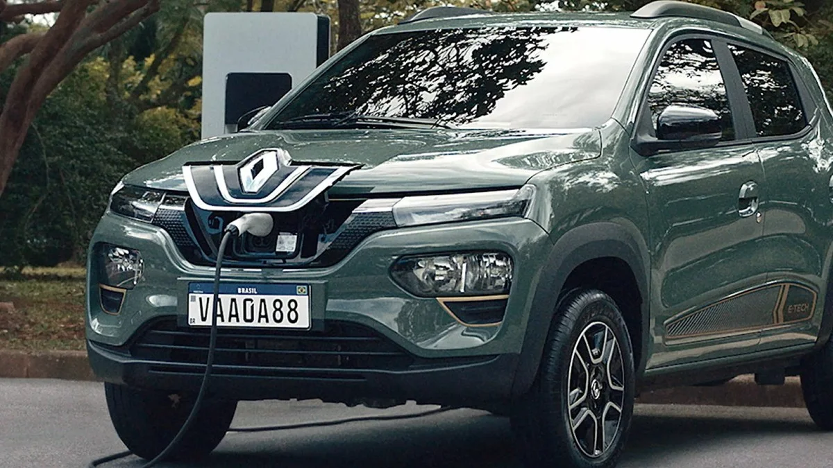 Renault Kwid E-Tech em carregamento