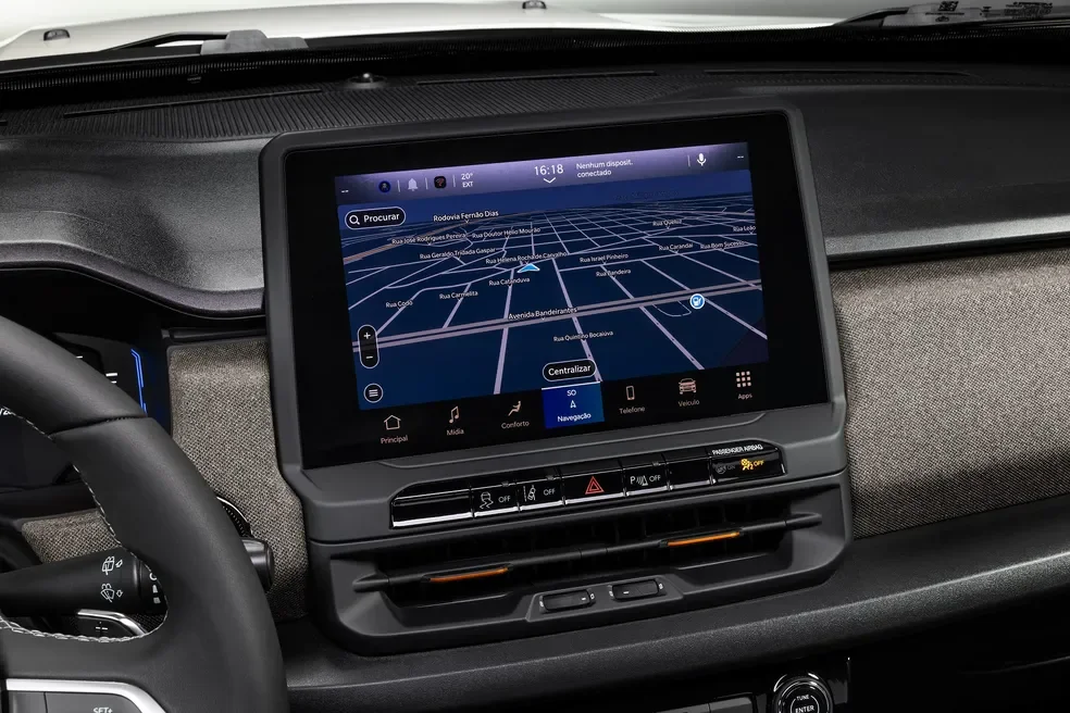 Painel com central multimídia do Jeep Renegade 2027