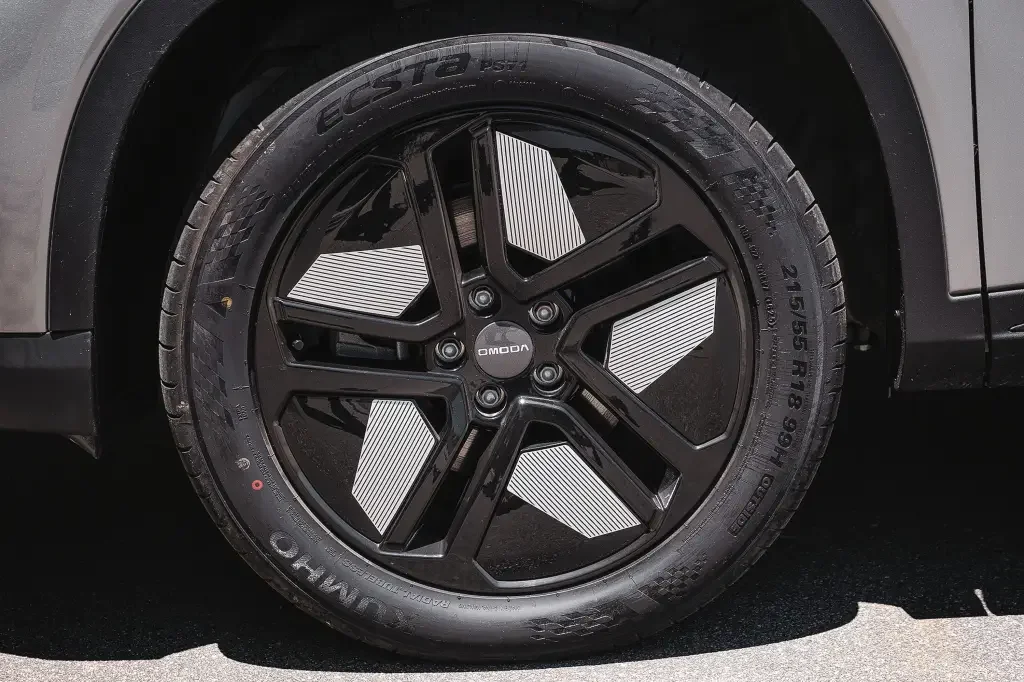 Rodas Omoda 5