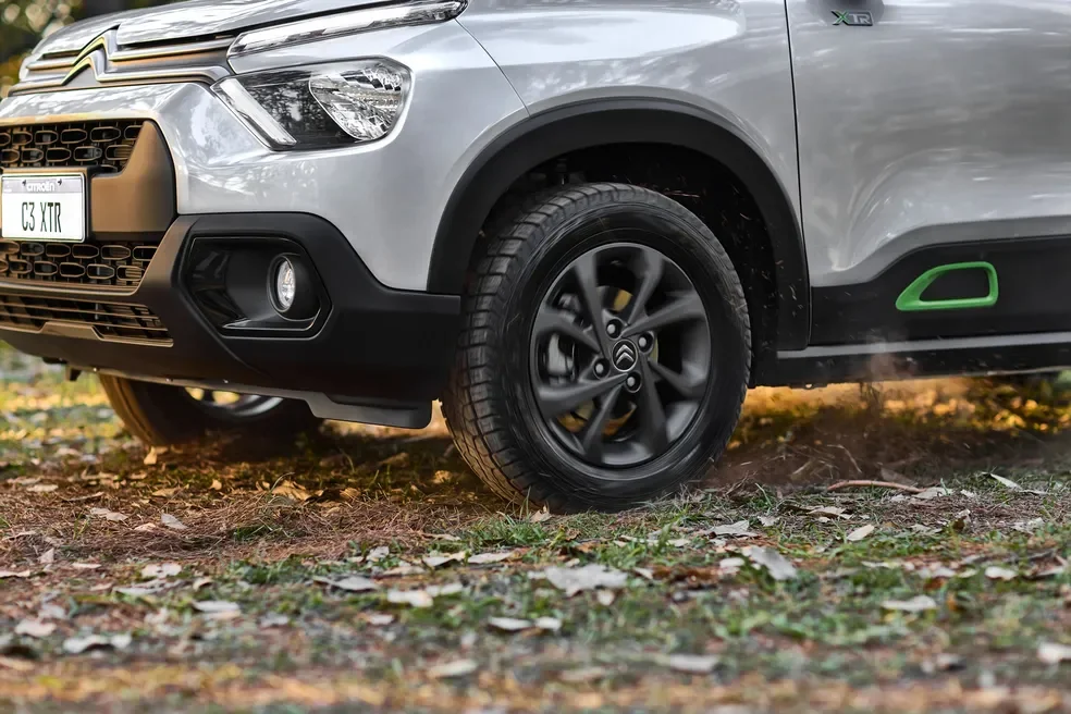Detalhe frontal do Citro&euml;n C3 XTR