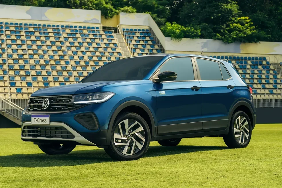Volkswagen T-Cross Sele&ccedil;&atilde;o 2026 em destaque no campo.
