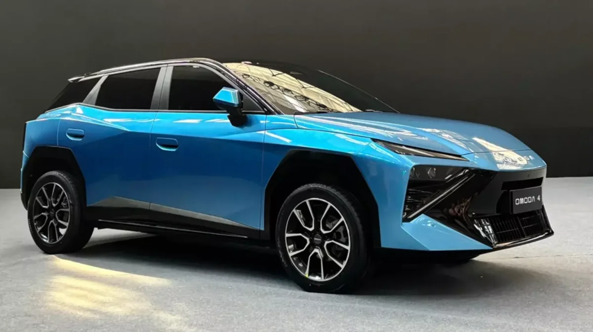 Novo SUV Omoda 4 em exposição