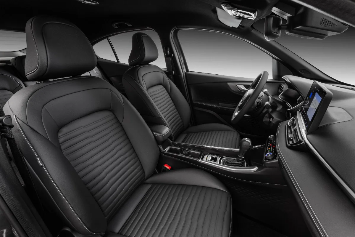 Detalhe interno do Fiat Fastback Impetus Hybrid 2025