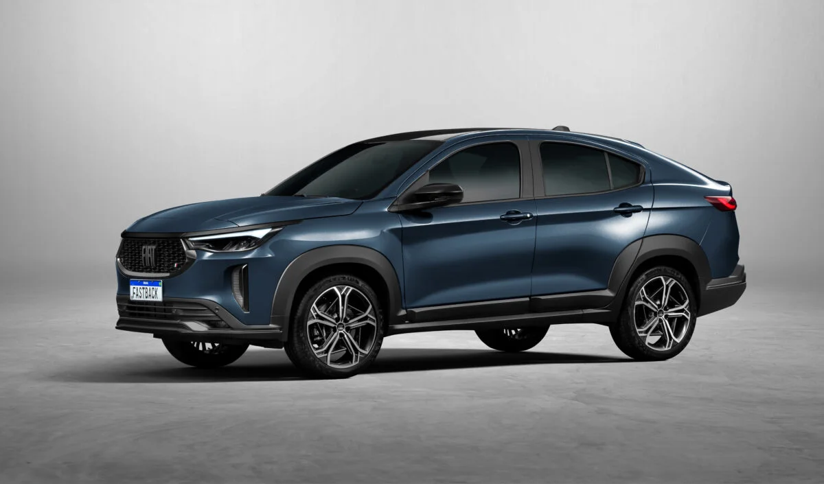 Estilo e design do Fiat Fastback Impetus Hybrid 2025