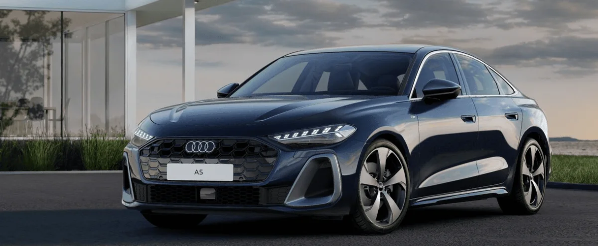 Imagem de um Audi A5 estacionado.