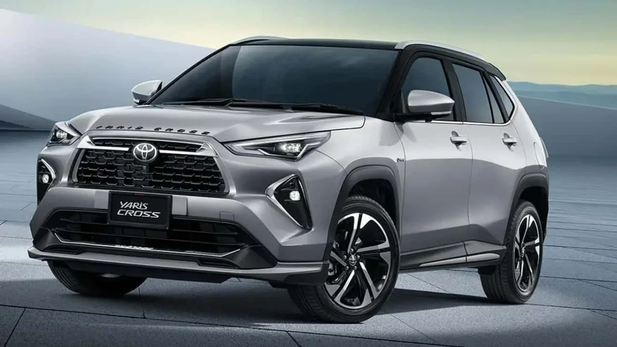 Toyota Yaris Cross em destaque.