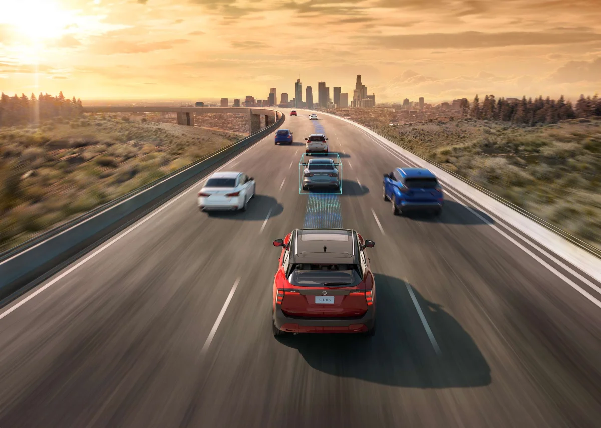 Tecnologia de condução do Nissan Kicks 2025.