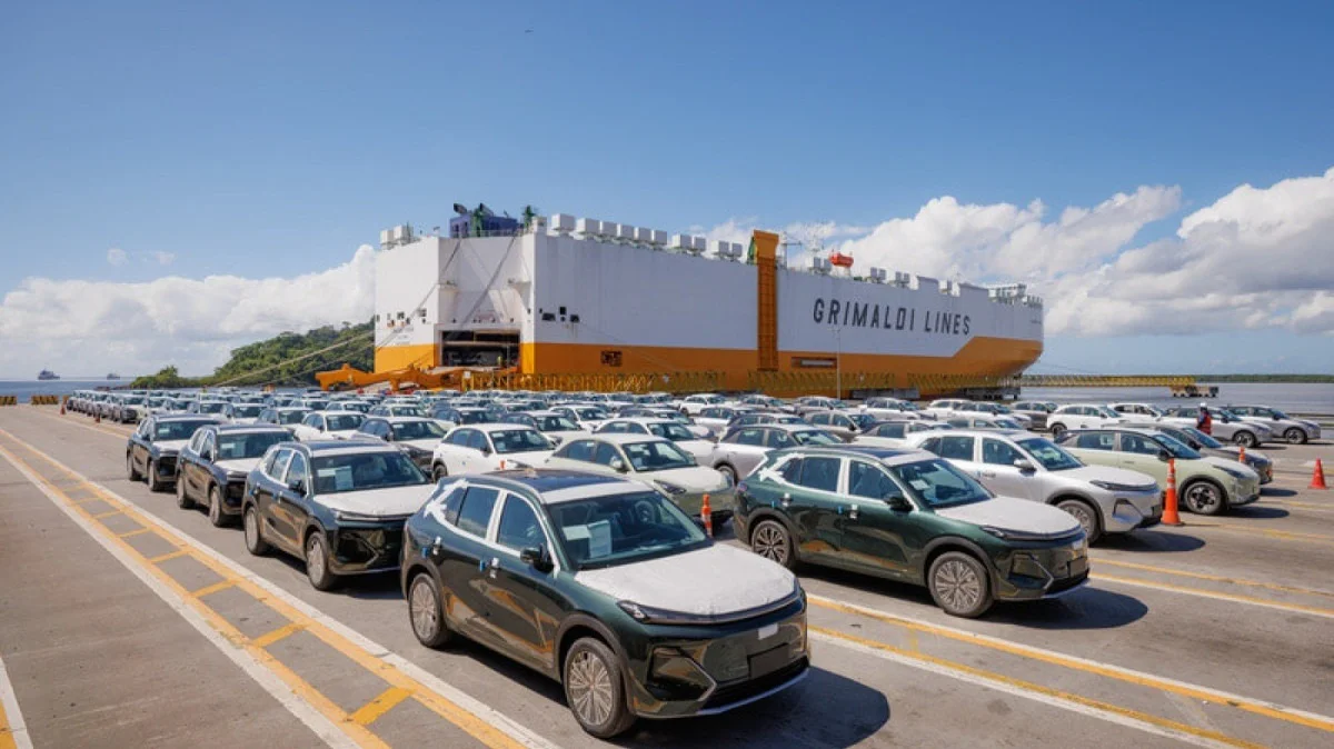 Veículos Geely prontos para serem embarcados