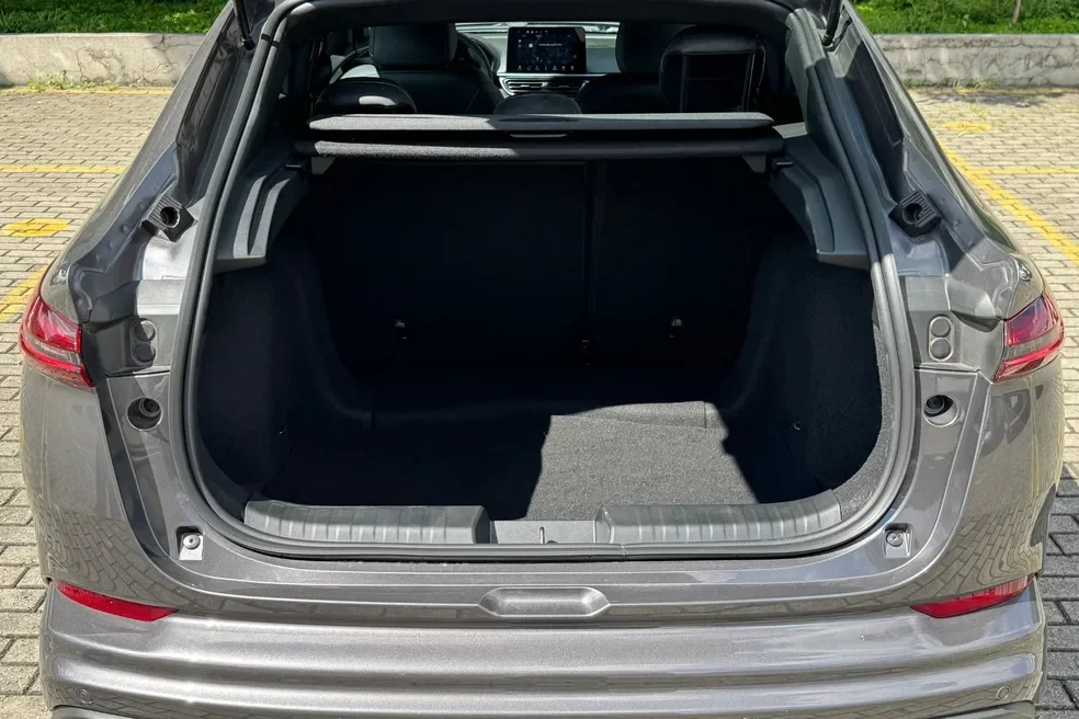 Porta-malas do Fiat Fastback Limited