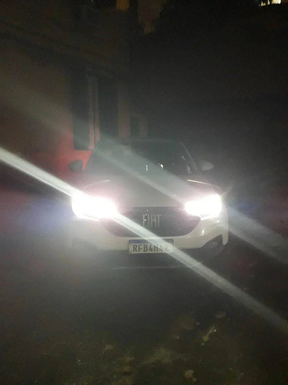 Traseira da Fiat Strada com a caçamba