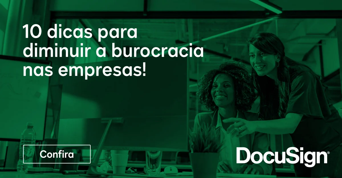 Duas mulheres felizes discutindo sobre dicas para diminuir a burocracia nas empresas