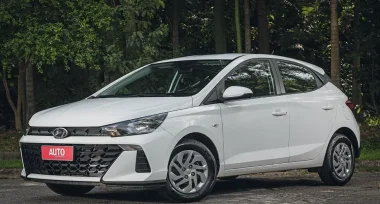 Os 10 carros a combustão mais econômicos do Brasil